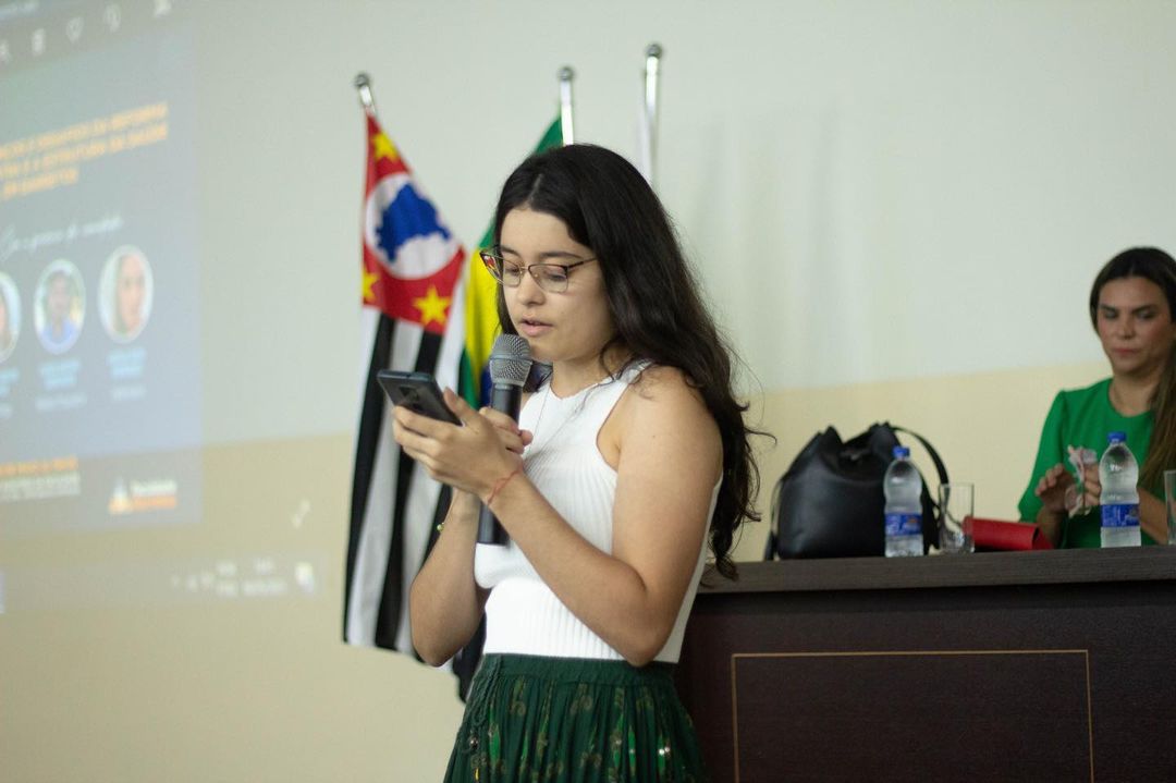 Palestra Os avanços e desafios da reforma psiquiatra e a estrutura da saúde mental em Barretos