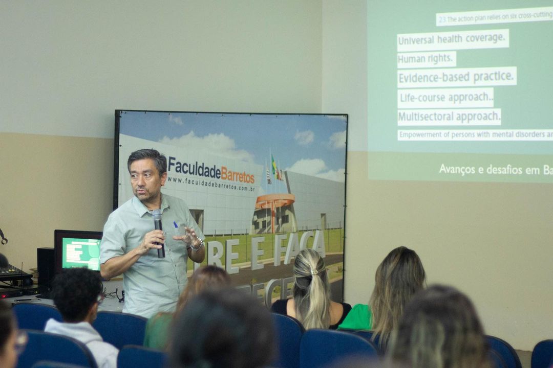 Palestra Os avanços e desafios da reforma psiquiatra e a estrutura da saúde mental em Barretos