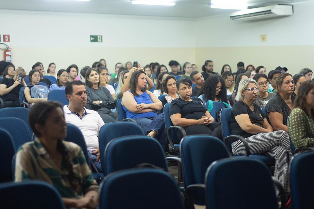 Palestra Os avanços e desafios da reforma psiquiatra e a estrutura da saúde mental em Barretos