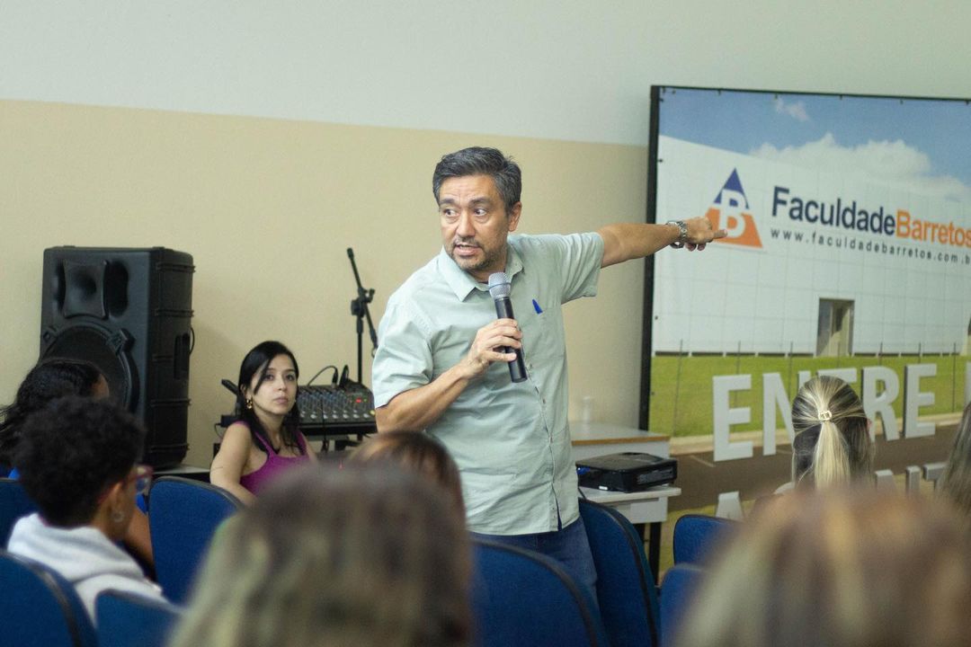Palestra Os avanços e desafios da reforma psiquiatra e a estrutura da saúde mental em Barretos
